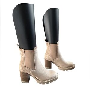 Nature Breeze Women’s Chelsea Taupe Suede Boots